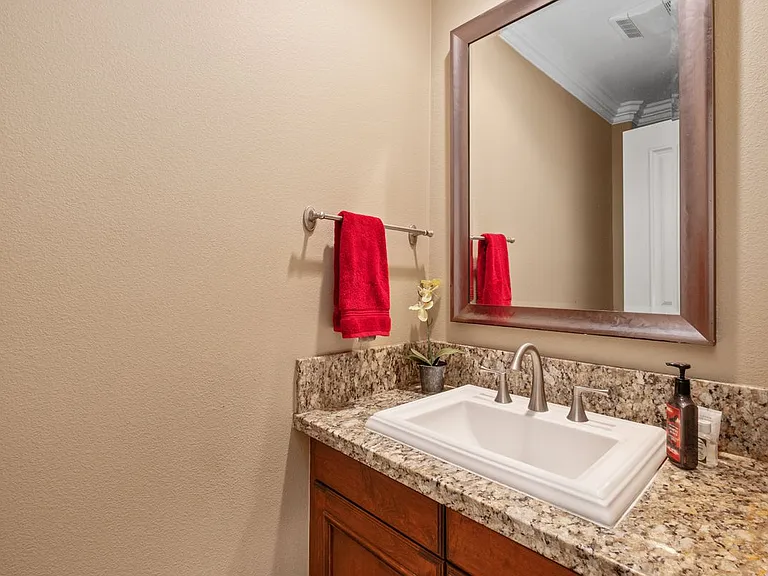 16618 Honeybee Dr — Photo 20
