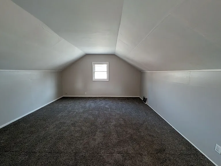 1329 N Johnson St — Photo 12