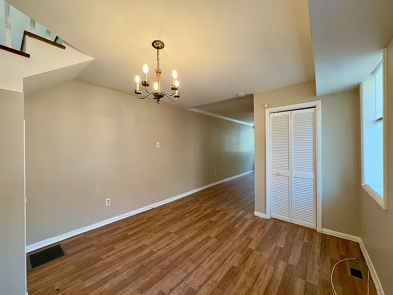 678 Melvin Dr — Photo 5