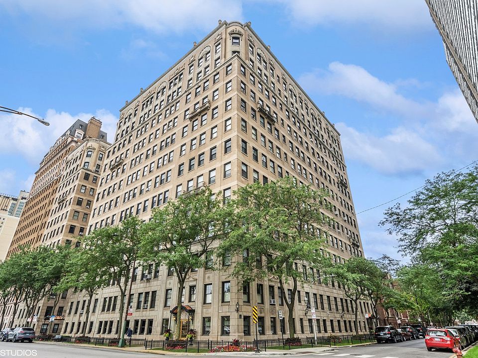 1st image of 3534 N Lake Shore Dr APT 5C