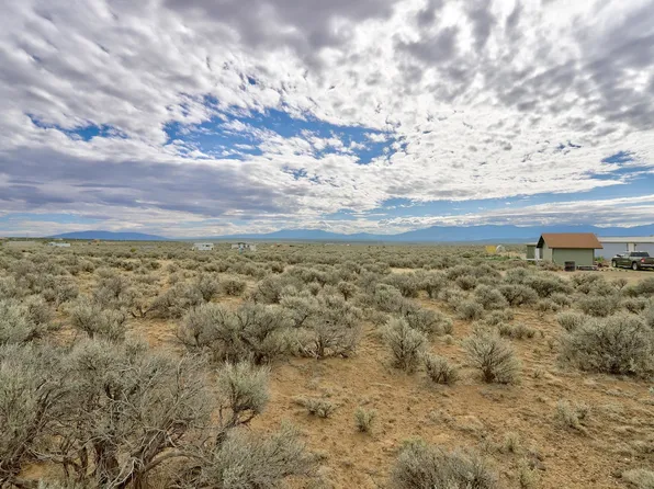 22 Linda Vista, Tres Piedras, NM 87577-0000