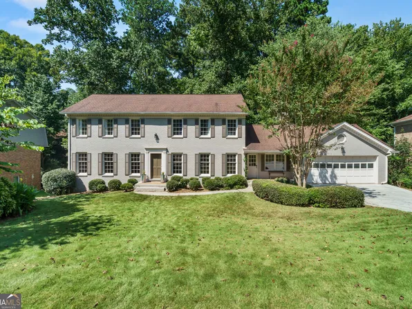 3944 Northlake Creek Dr, Tucker, GA 30084