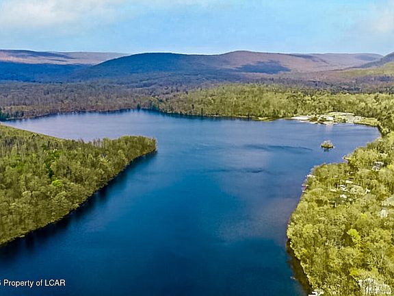 4th image of 203 Lake Spring Cir