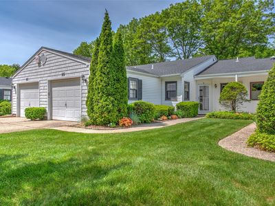 95 Knolls Drive, Stony Brook, NY, 11790