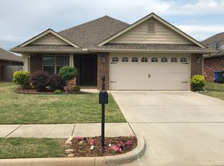13738 Glendorch Ln, Athens, AL 35613