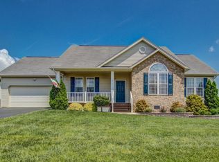 2 Brooke Ln, Jonesborough, TN 37659