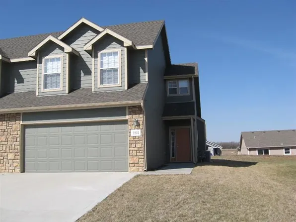 2222 Brooke Bnd, Junction City, KS 66441