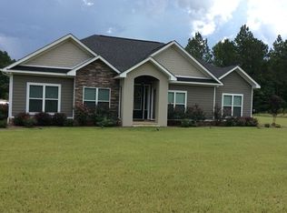 623 Candy Kitchen Rd, Chipley, FL 32428