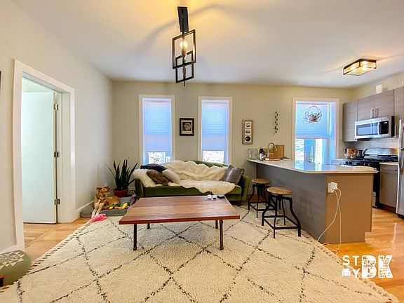 3rd image of 314 Sumpter St #1B