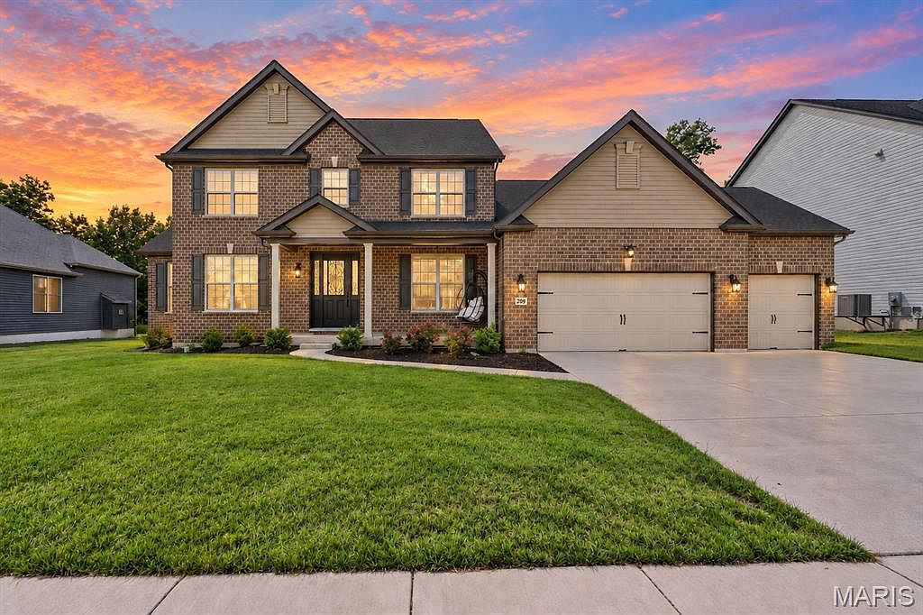209 Haver Hill Dr, Lake Saint Louis, MO 63367 | MLS #26035272 | Zillow