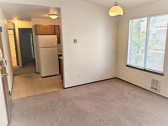 3rd image of 14009 32nd Ave NE APT 201