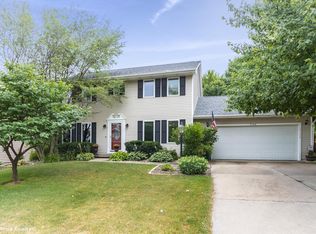 7134 Aspen Dr, West Des Moines, IA 50266