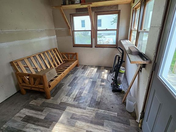 2nd image of 210 Forest St