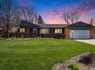 9336 La Spezia Dr, Davison, MI 48423