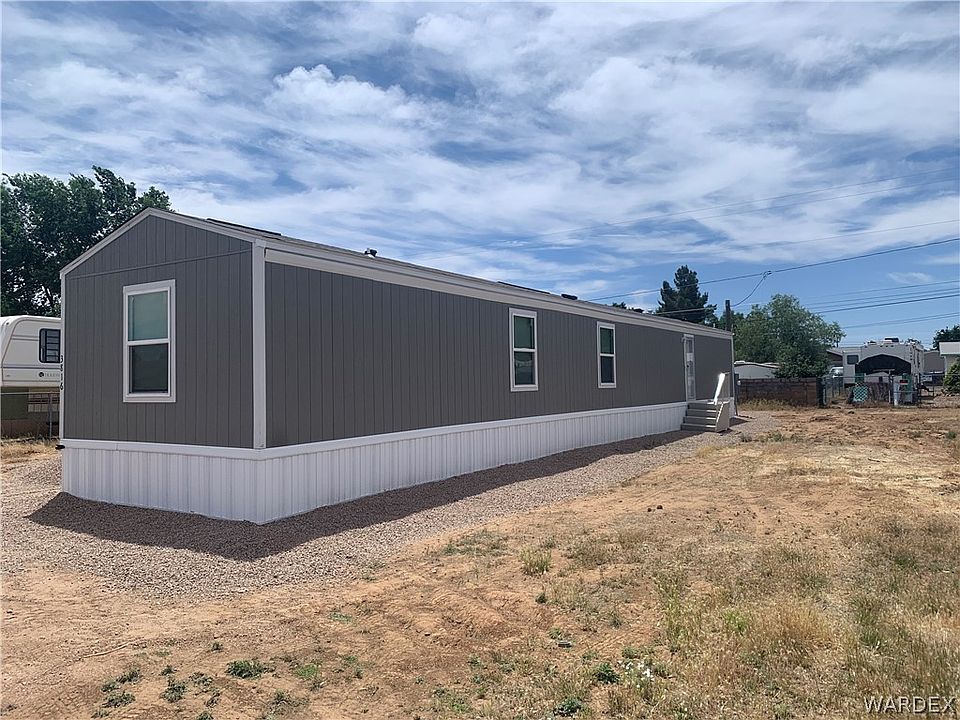 2nd image of 3816 E Thompson Avenue
