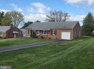 216 S Sunset Dr, Shrewsbury, PA 17361