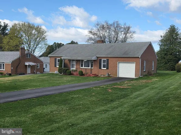 216 S Sunset Dr, Shrewsbury, PA 17361