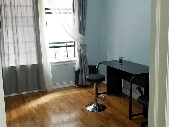 2nd image of 1045 Ocean Ave APT 11