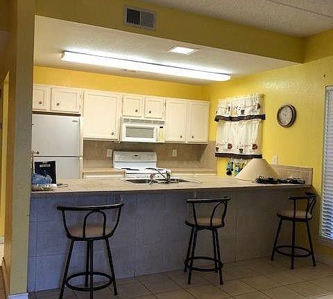 2nd image of 125 E Cora Lee Dr #302