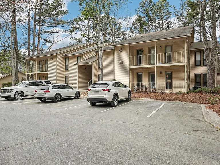 Birch Landing Apartments — Photo 35
