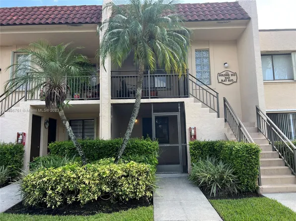 16421 Blatt Blvd APT 103, Weston, FL 33326