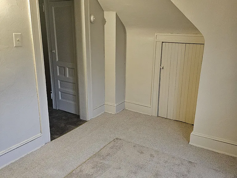 4006 Fernhill Ave #3 — Photo 4