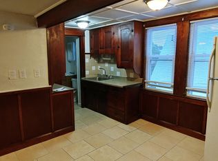 170 Logee St FLOOR 3, Woonsocket, RI 02895