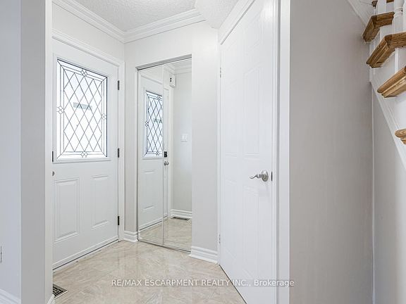 3rd image of 2790 Huntingdon Trl