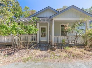 14771 Water Gap Rd, Williams, OR 97544