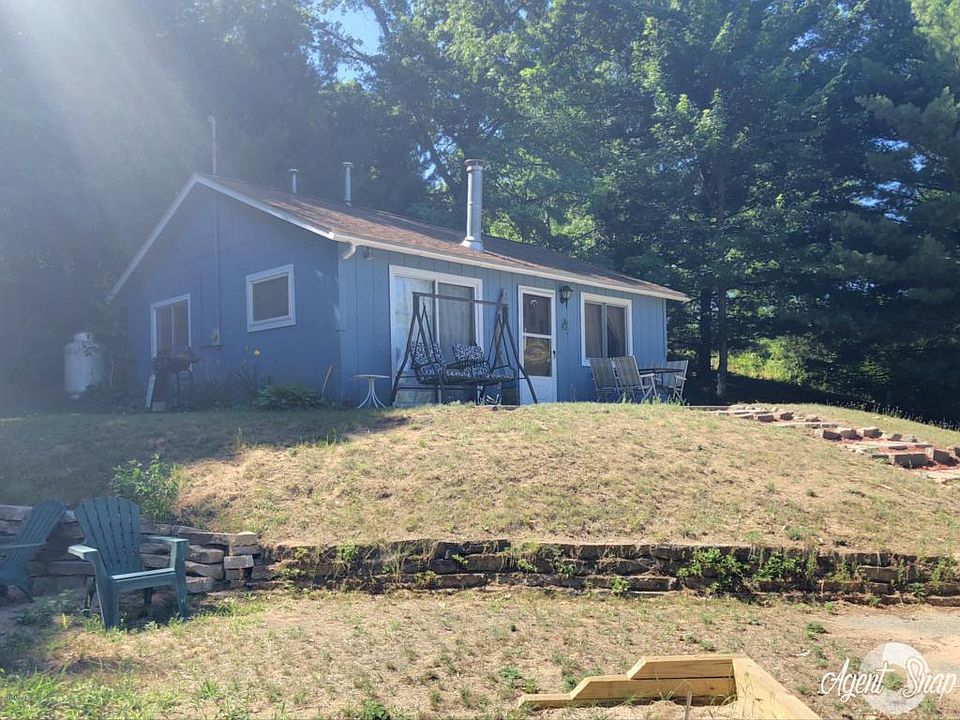1st image of 2584 N Mundy Ave