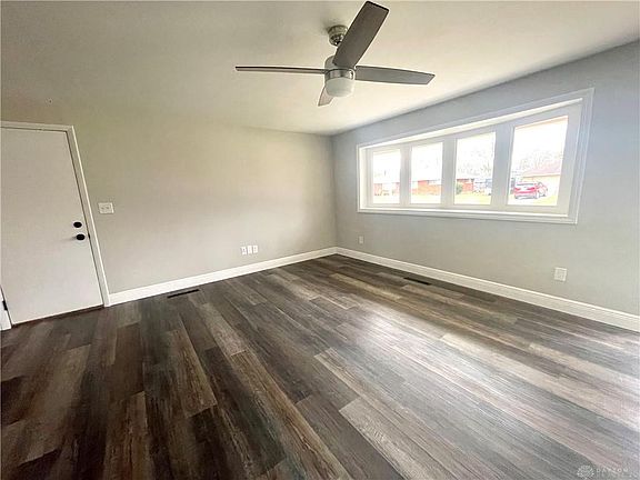 5th image of 2171 Norway Dr