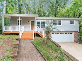 1435 Huntly Ct, Cary, NC 27511