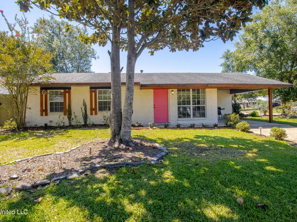 16021 Waycross Dr, Biloxi, MS 39532