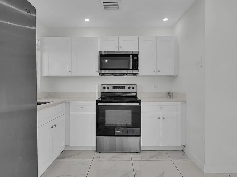 2490 NW 44th St #2490 — Photo 14