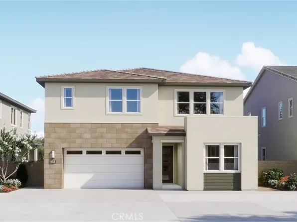 684 Ledgestone Dr, Santa Paula, CA 93060