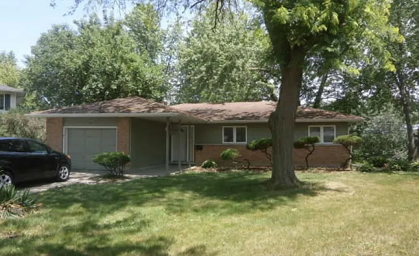17 Westwood Ct photo 1