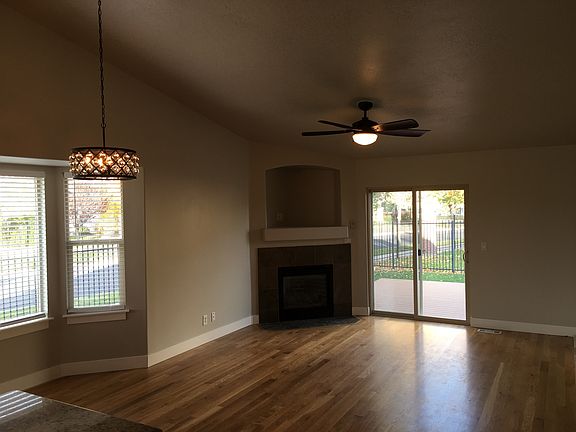 5th image of 10686 N Hayes Cir