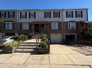 7850 Venus Pl, Philadelphia, PA 19153