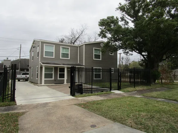 3121 Rosedale St #1, Houston, TX 77004