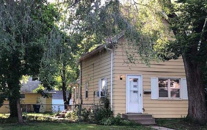 2nd image of 311 21st Ave N