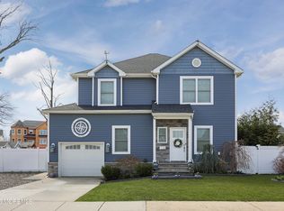 80 Fulton Street, Keyport, NJ 07735