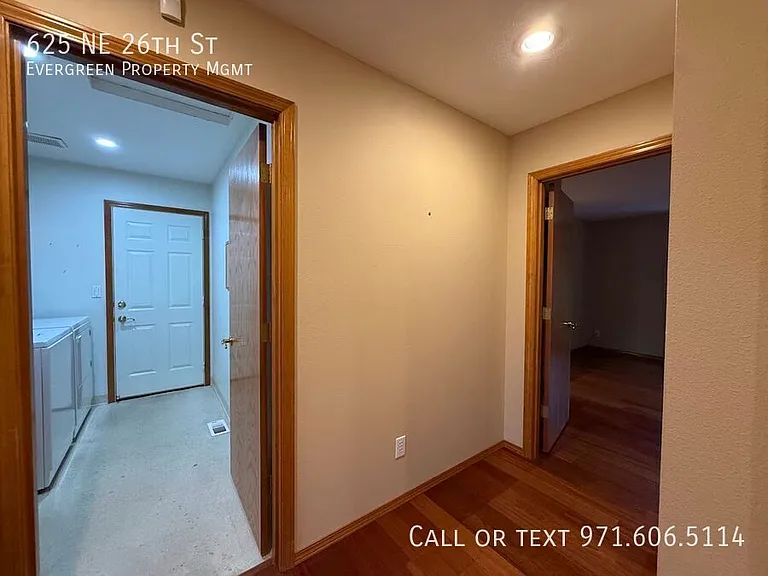 625 NE 26th St — Photo 21