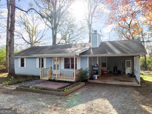 606 Etowah River Rd, Dawsonville, GA 30534