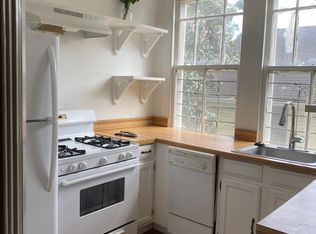2216 Lowerline St #4, New Orleans, LA 70118