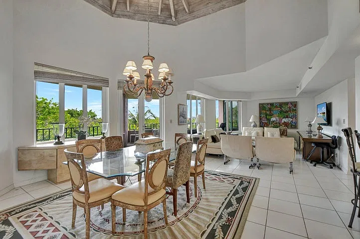 2 bed, 1785 sqft, $6,500 — Photo 1