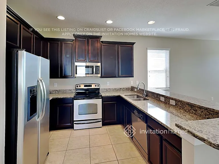 7612 Forest Mere Dr — Photo 9