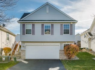 808 Kassie Ct, Hopkins, MN 55343