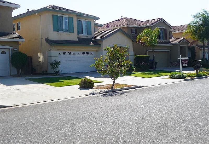 1st image of 3279 Woodmere Dr