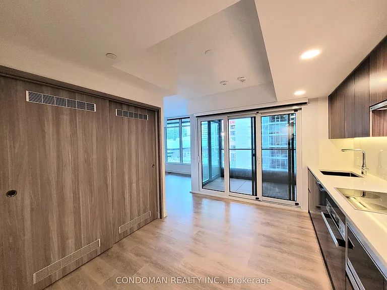 1 Concord Cityplace Way #703 — Photo 3