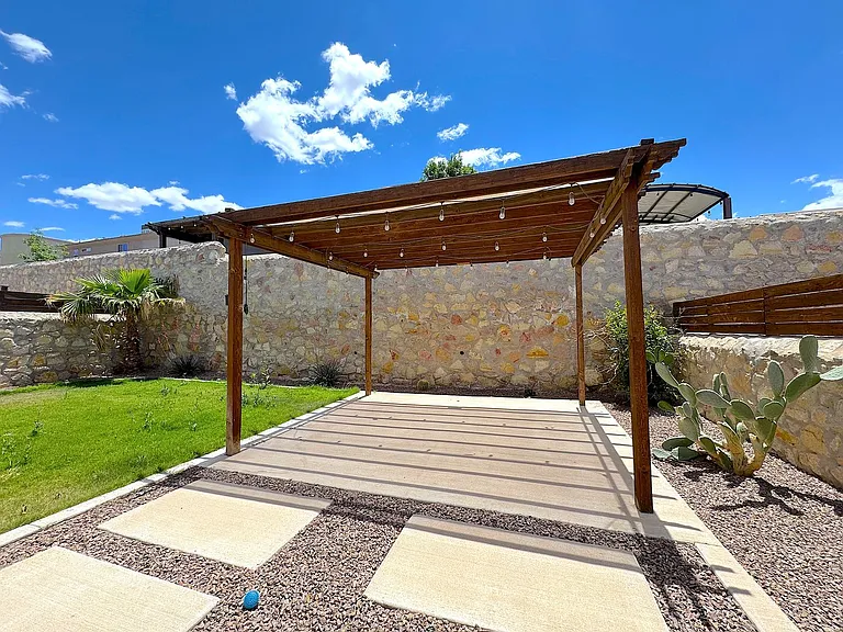 7844 Enchanted View Dr — Photo 27